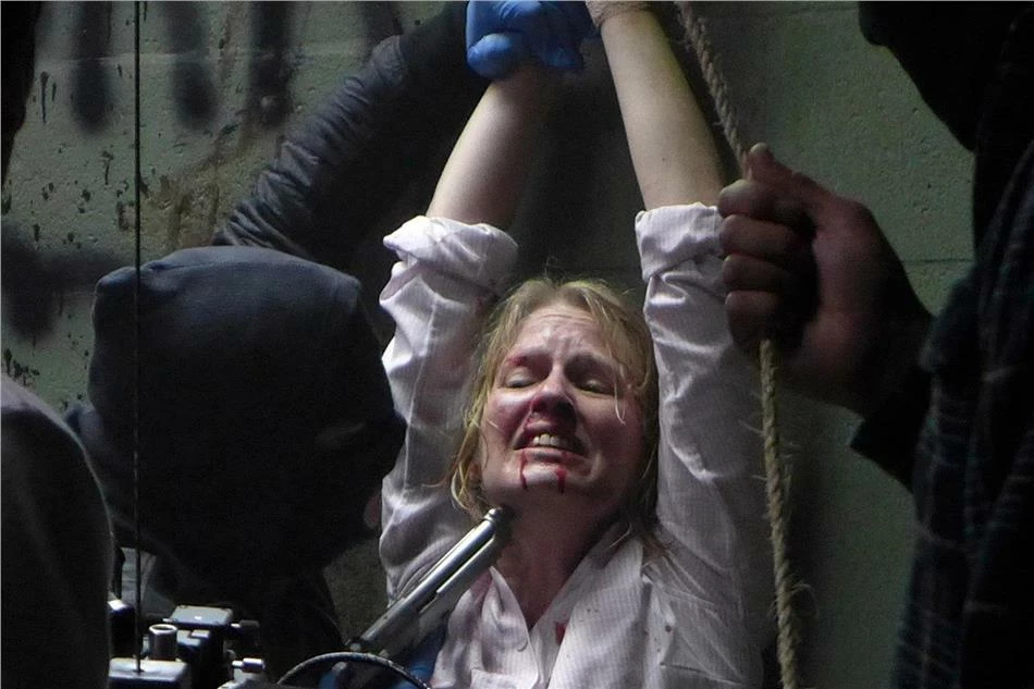 De gros 😀 Sabotage - (Uncut - FSK 18) (2014) 🤩 6 De gros 😀 Sabotage - (Uncut - FSK 18) (2014) 🤩 – Image 6